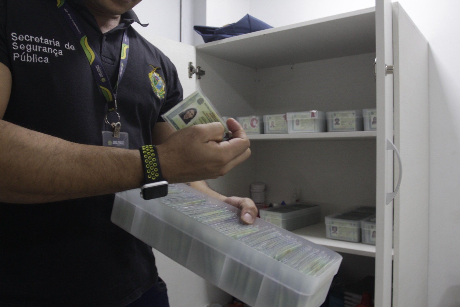 Mutirão entrega mais de 300 Carteiras de Identidade Nacional em quatro horas, em Manaus