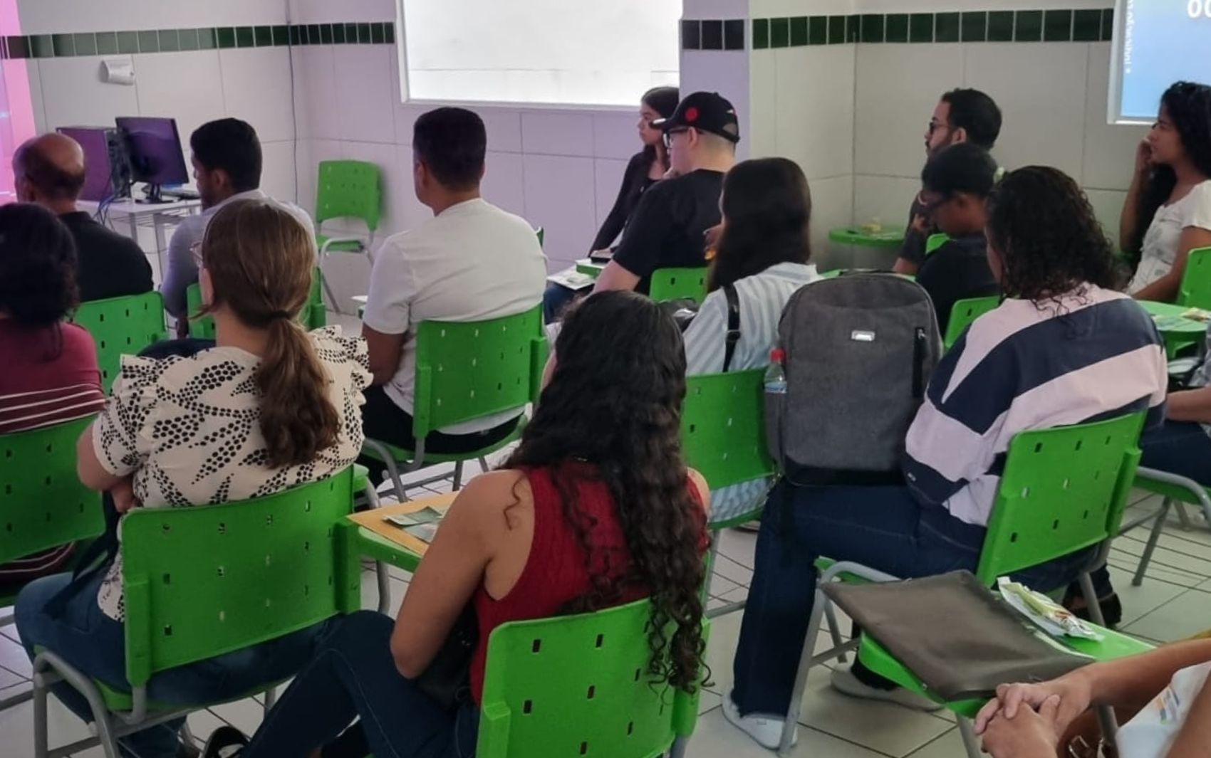 Feirão oferece mais de 800 vagas de emprego em Goiânia