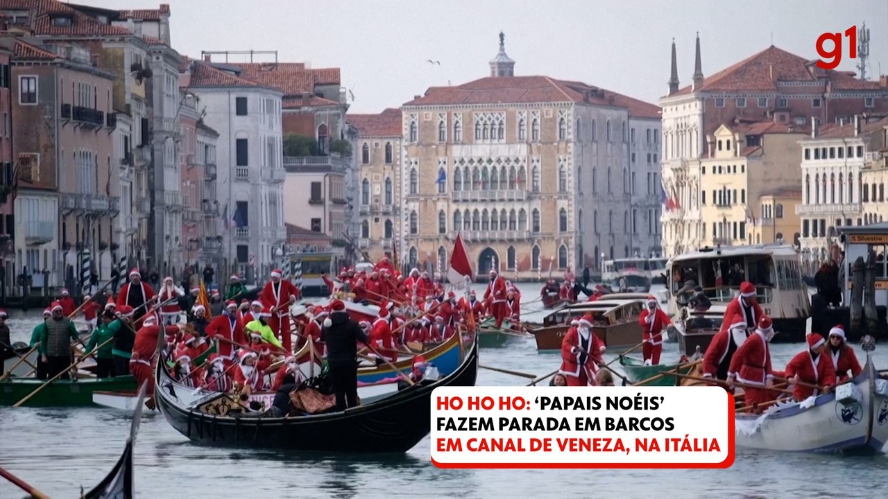 VÍDEO: Papais e mamães noéis tomam canal de Veneza, na Itália