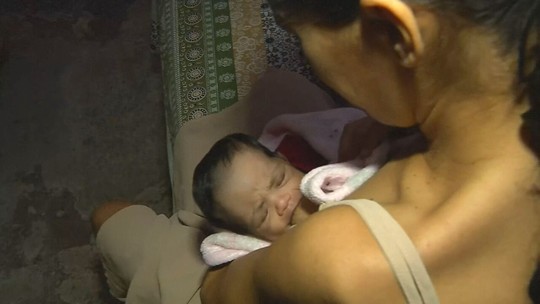 Bebê é gerada fora do útero da mãe; parto no Ceará reuniu dez profissionais  - Programa: Fantástico 