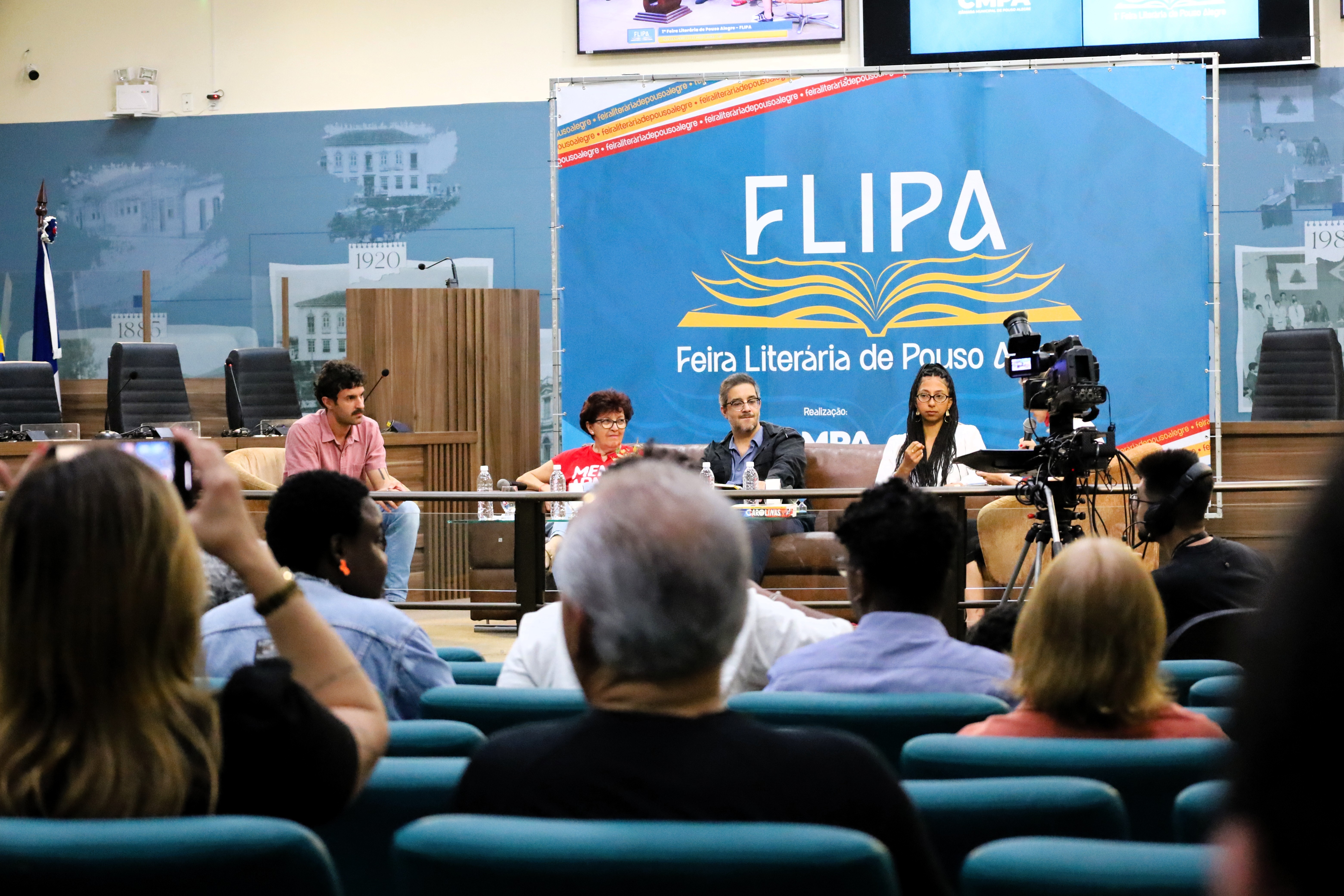 1ª Feira Literária de Pouso Alegre é marcada por forte adesão do público