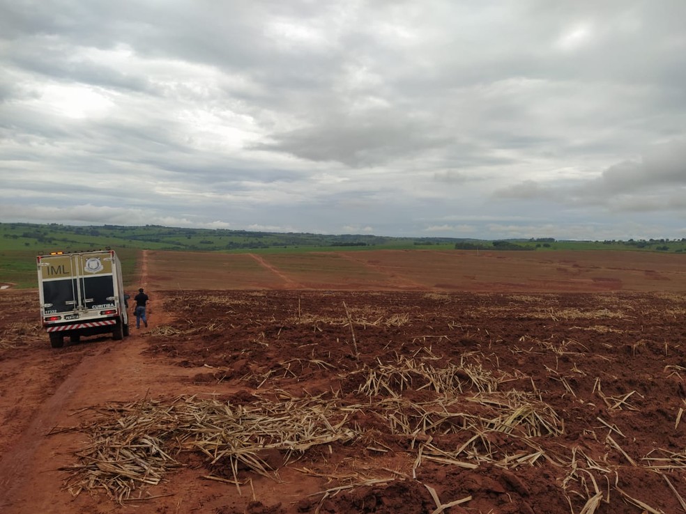 Local onde trabalhador morreu após ser atingido por raio em Ivaté, no noroeste do Paraná — Foto: Reprodução