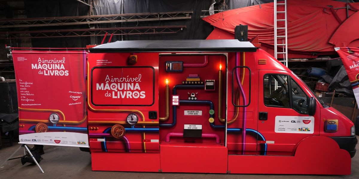 'Incrível Máquina de Livros' chega a Bauru para promover troca gratuita de obras literárias; veja como participar