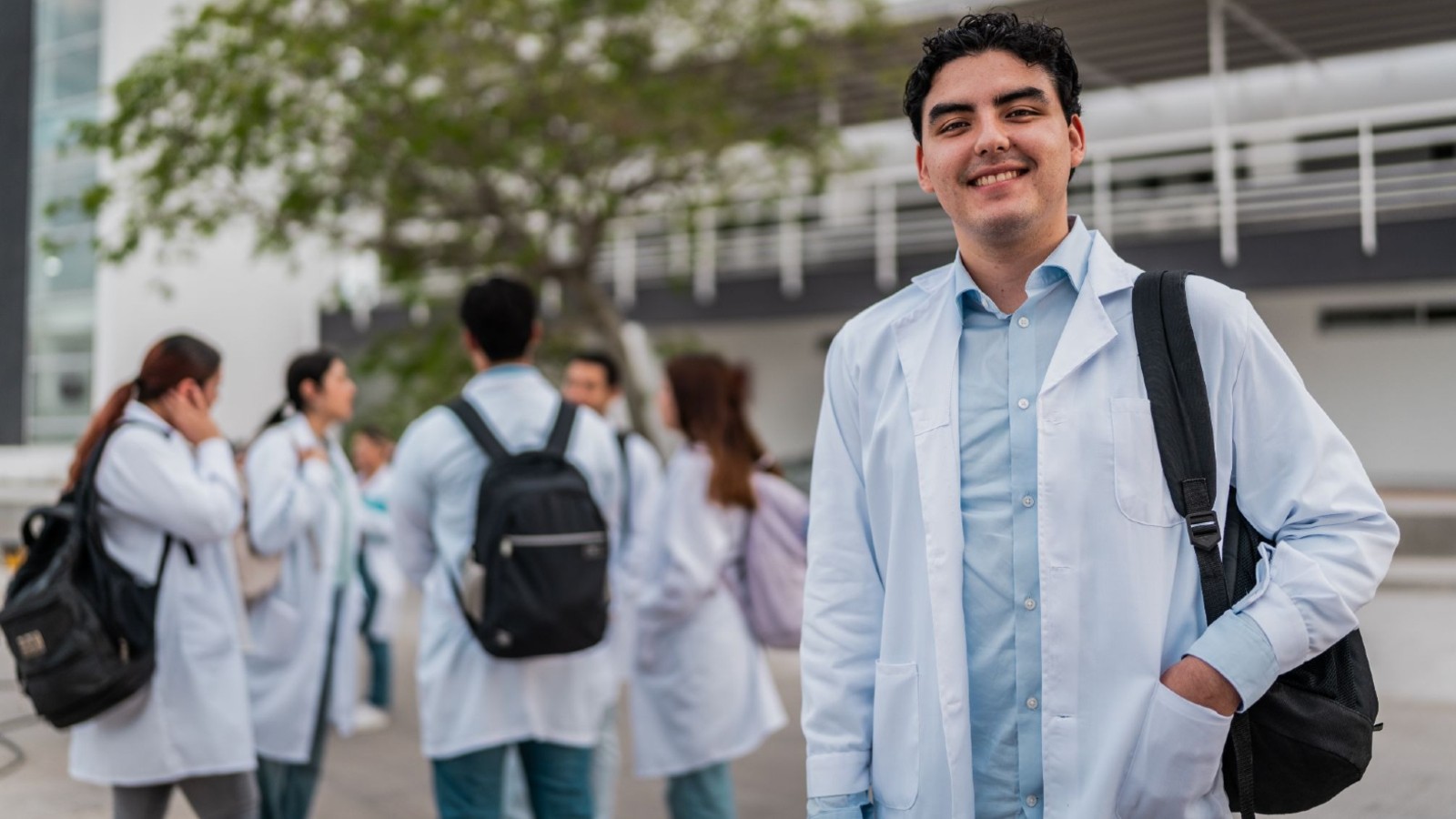 Cursos na área da saúde: conheça as opções e qual se encaixa com o seu perfil 