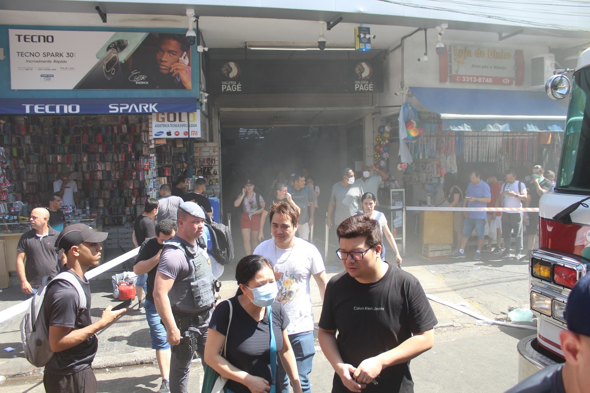 Galeria Pagé, no Centro de SP, é evacuada após incêndio nesta quinta