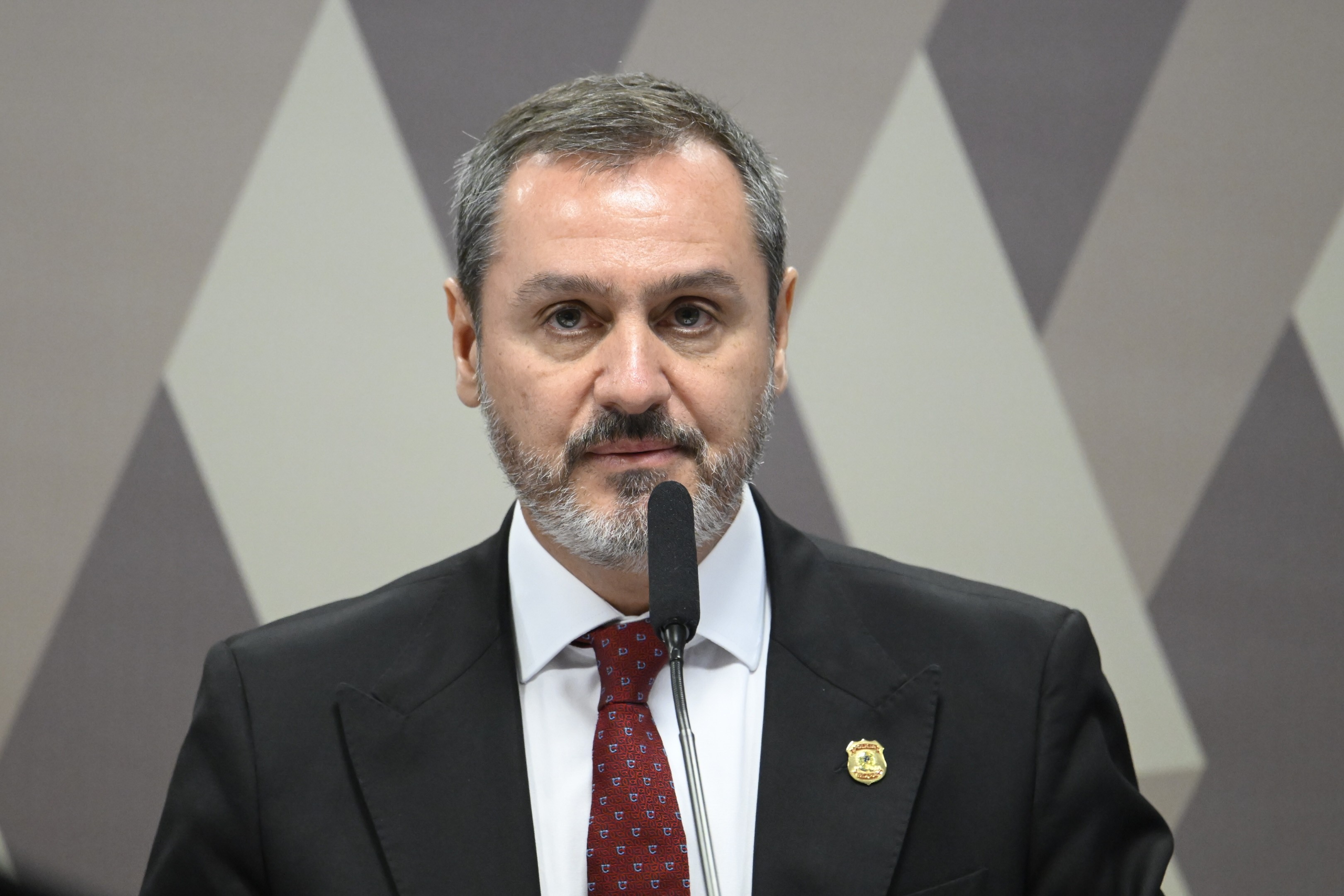 Diretor da PF critica decisão da Alerj que tirou Bacellar da prisão: 'Não é razoável'