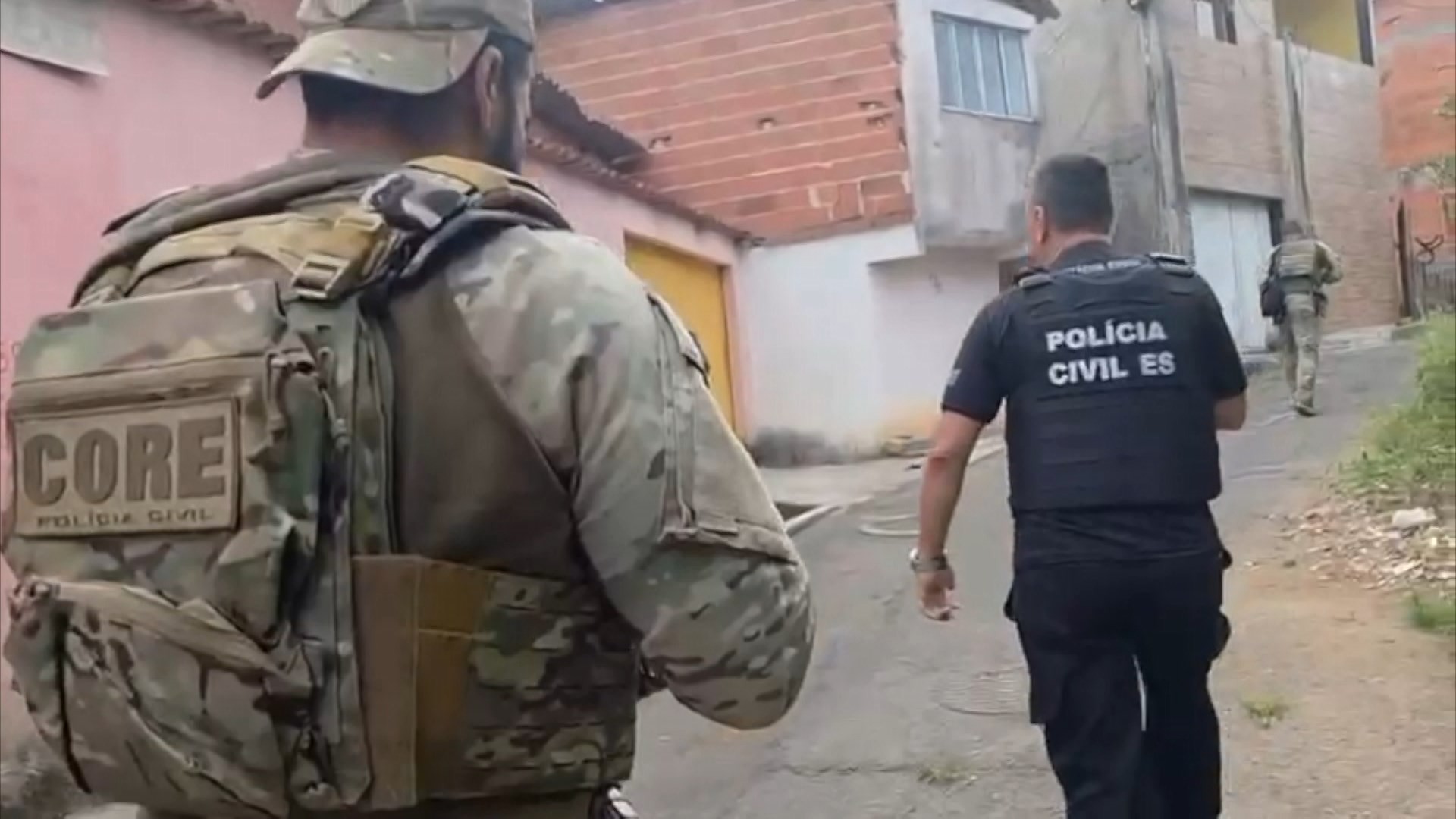 Operação 'Fim da Linha' prende dois integrantes de facção ligada ao Comando Vermelho no ES