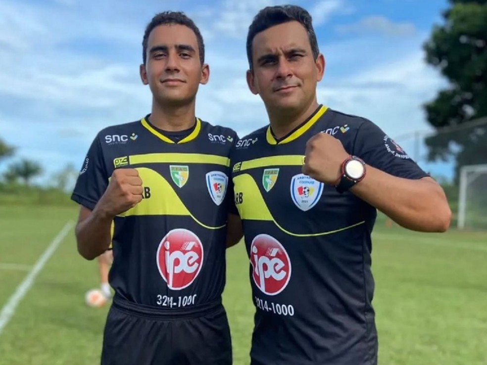 Ruan Santos era árbitro, assim como o pai Fábio Santos — Foto: Arquivo pessoal