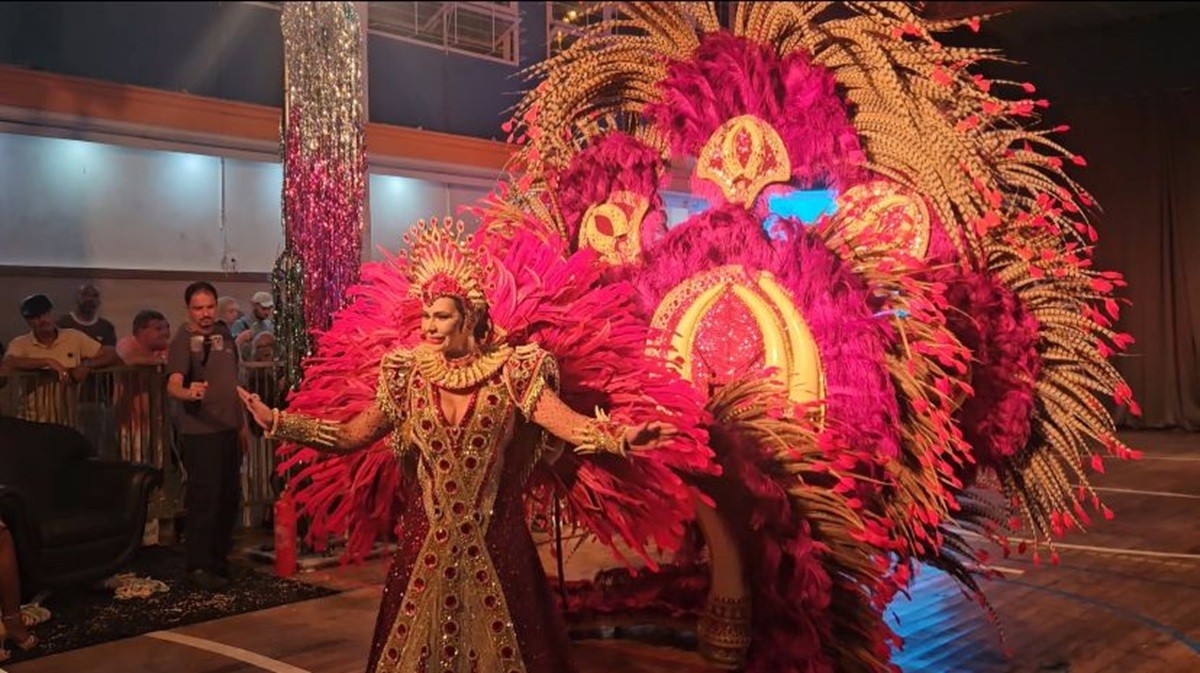 Eleição da Corte e concurso de fantasias abrem oficialmente o Carnaval 2026 em Nova Friburgo
