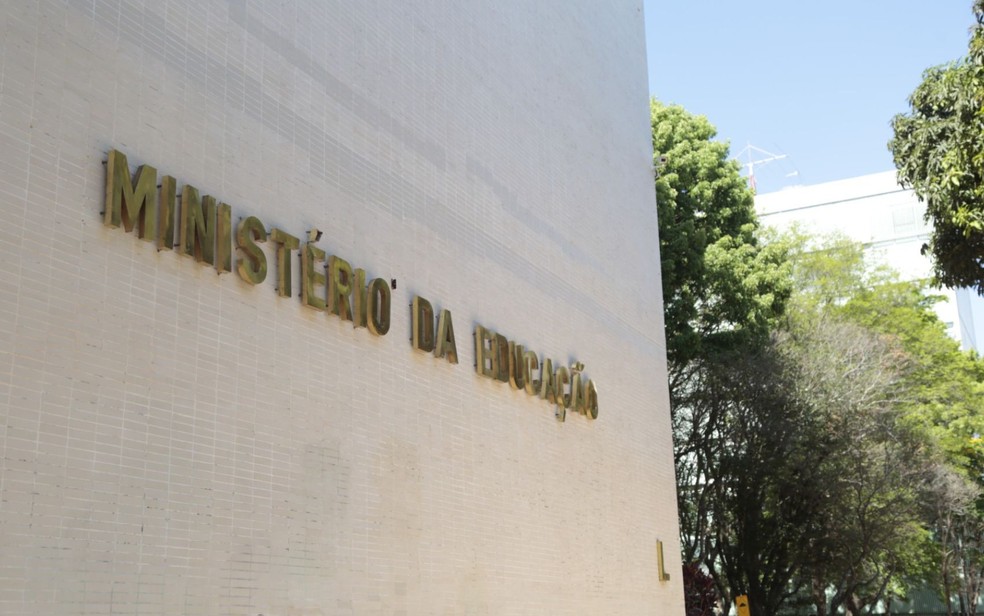 Sede do Ministério da Educação, em Brasília. MEC vai adotar medidas em relação aos cursos de medicina que tiveram notas 1 e 2 no Enamed — Foto: Angelo Miguel / MEC
