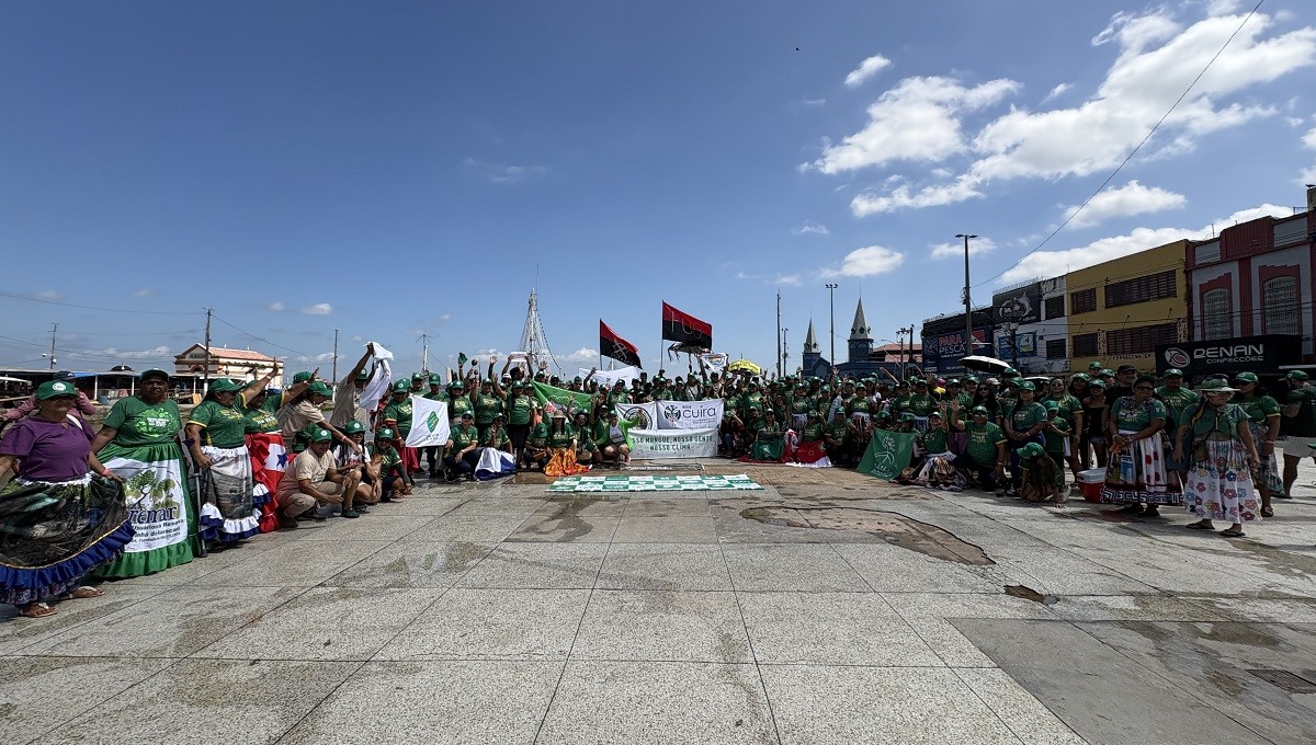 Marcha dos Manguezais em Belém defende peixe de reservas extrativistas na merenda escolar