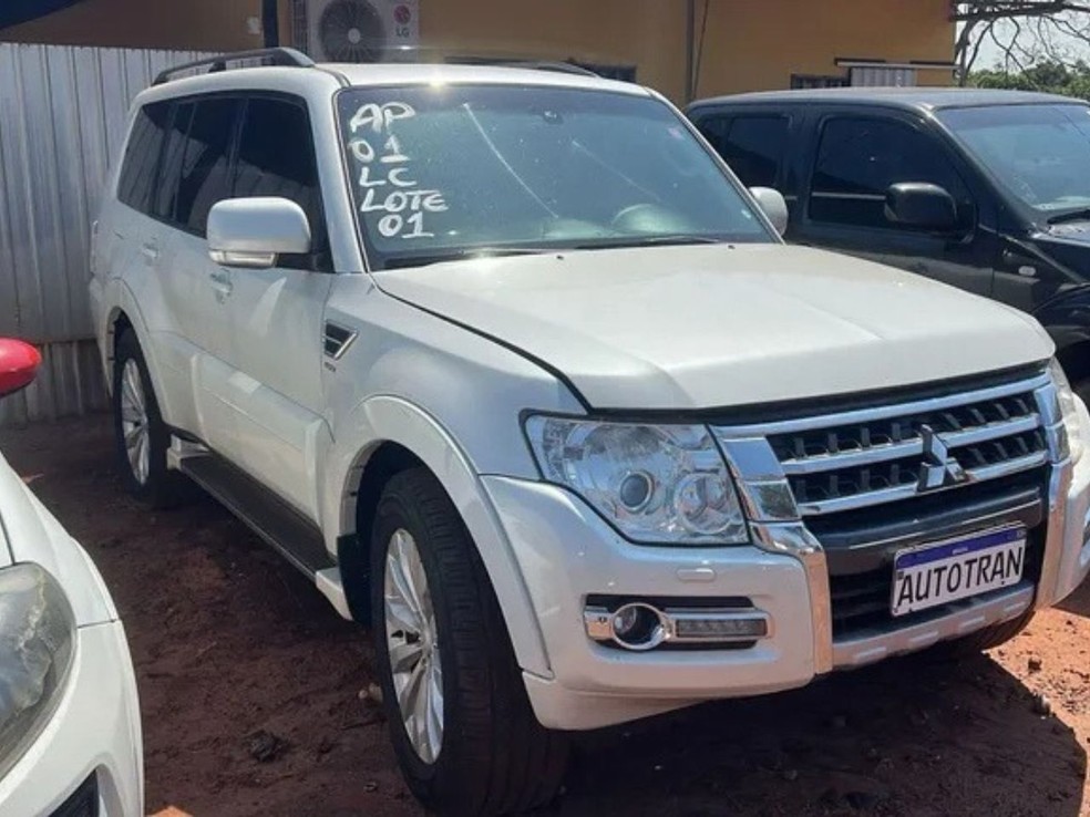 Pajero disponível no leilão. — Foto: Divulgação.