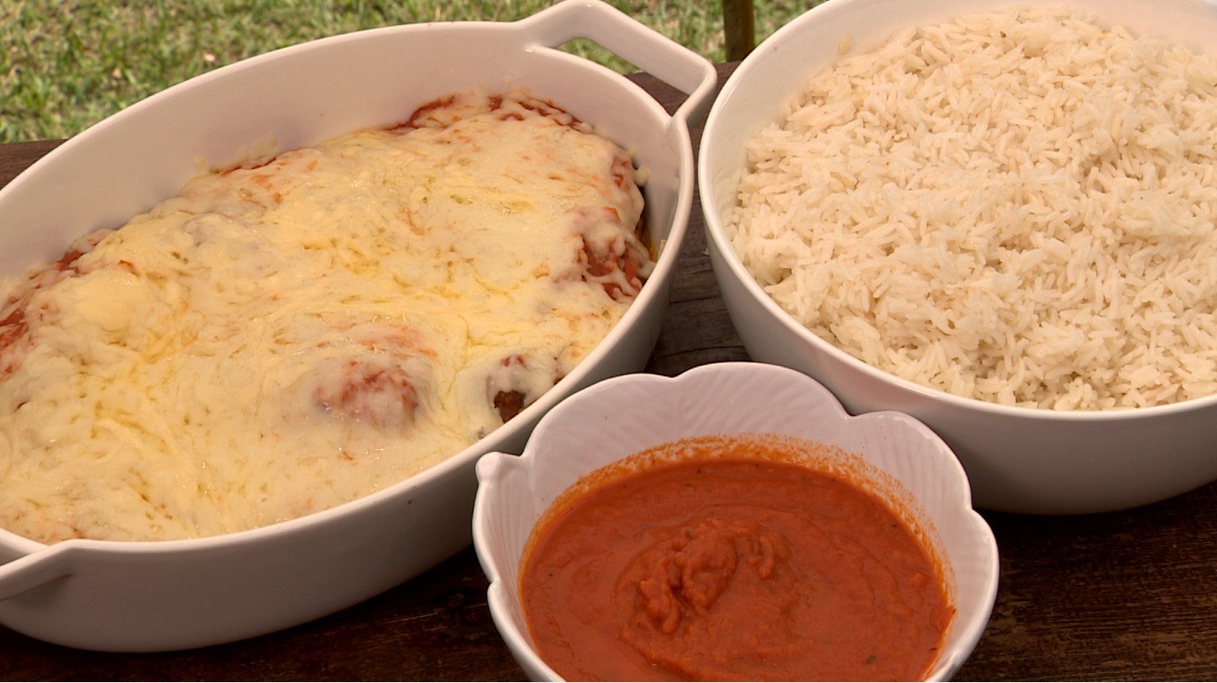 Sabor de Casa: veja como fazer filé à parmegiana com 'molho especial' da Soraia Bueno