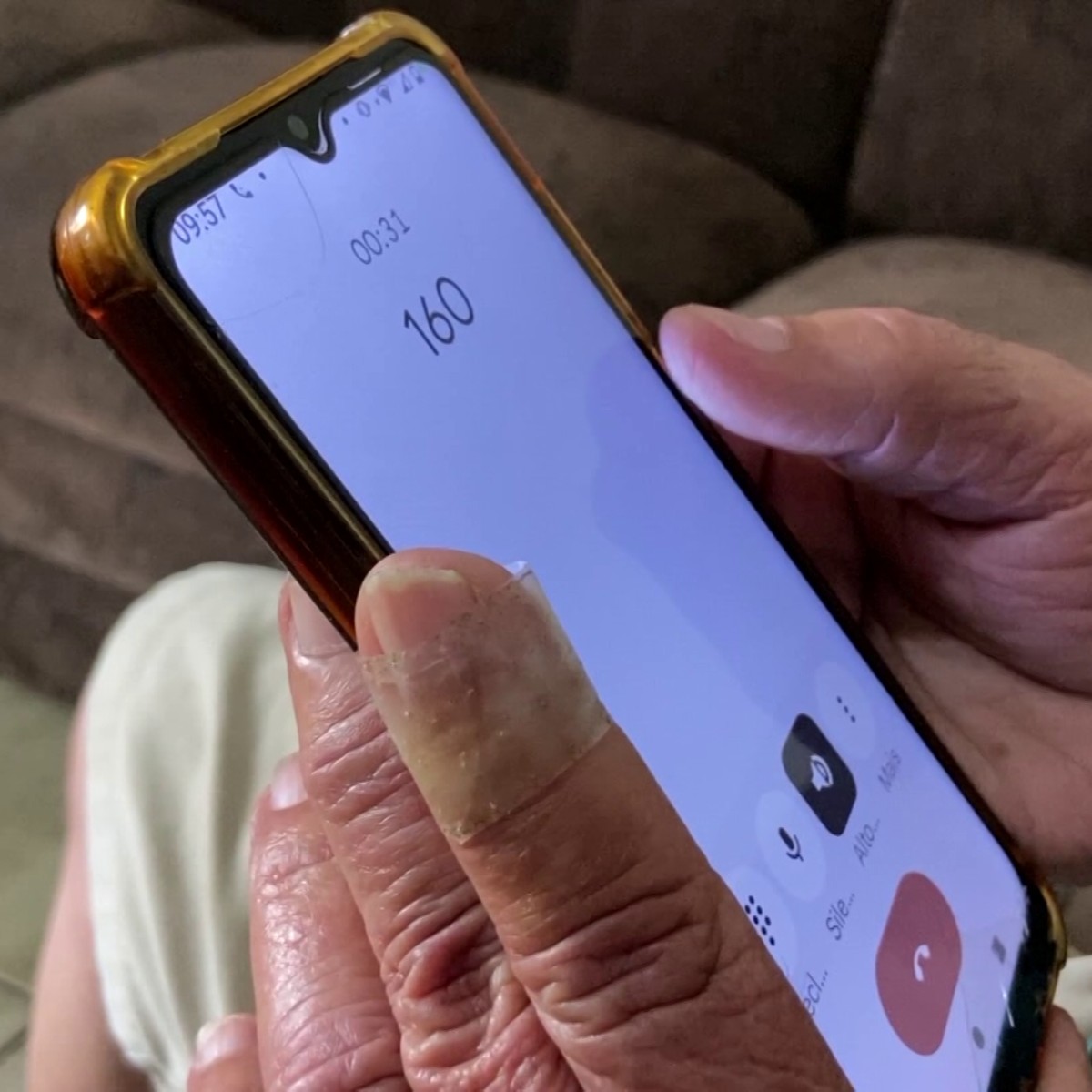 Pacientes reclamam de filas e falhas no atendimento do Disque Saúde 160 em Campinas: 'Fiz 80 ligações'