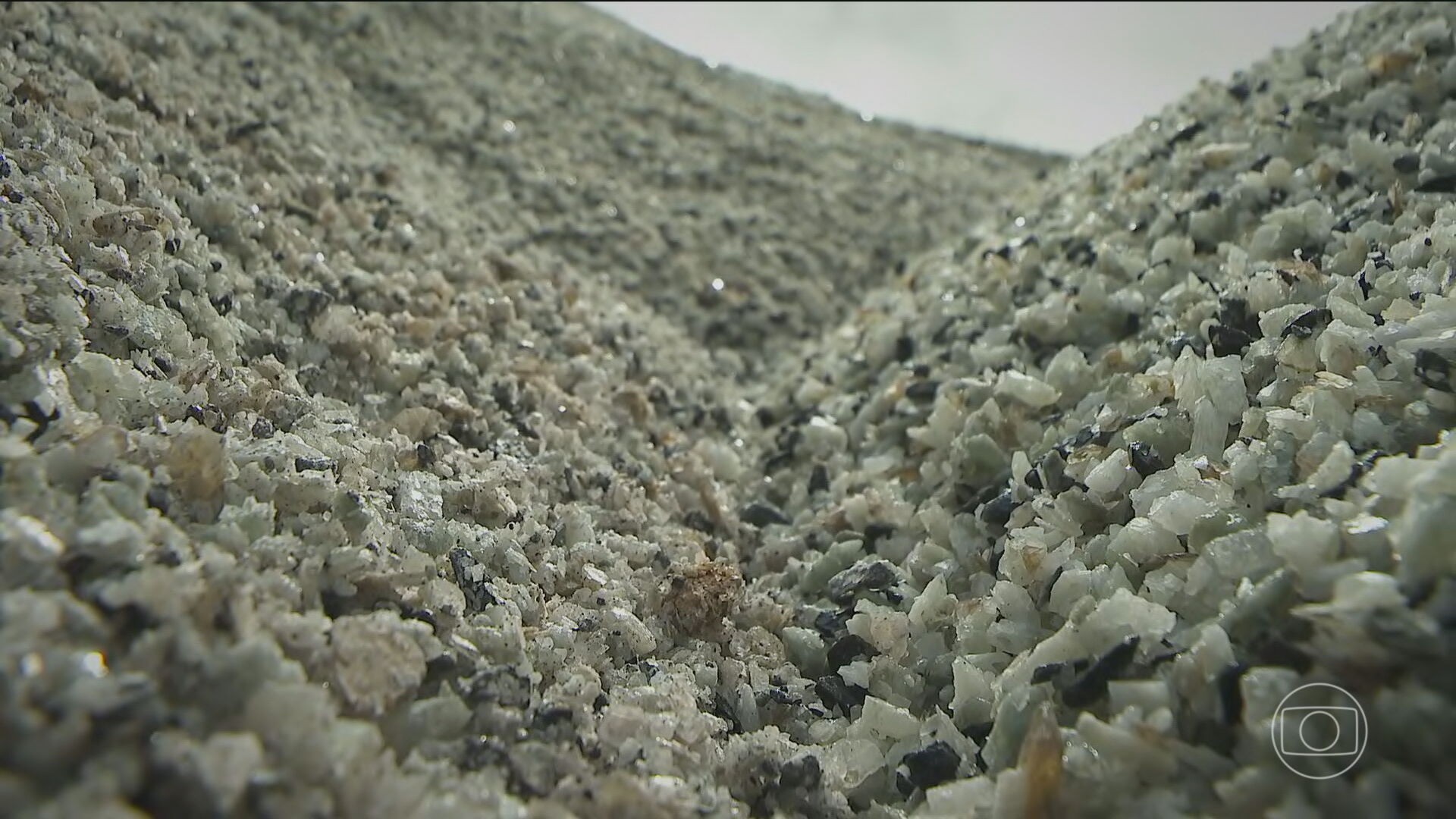O que são os minerais críticos e como novo interesse dos EUA pode mudar negociação do Brasil sobre tarifaço