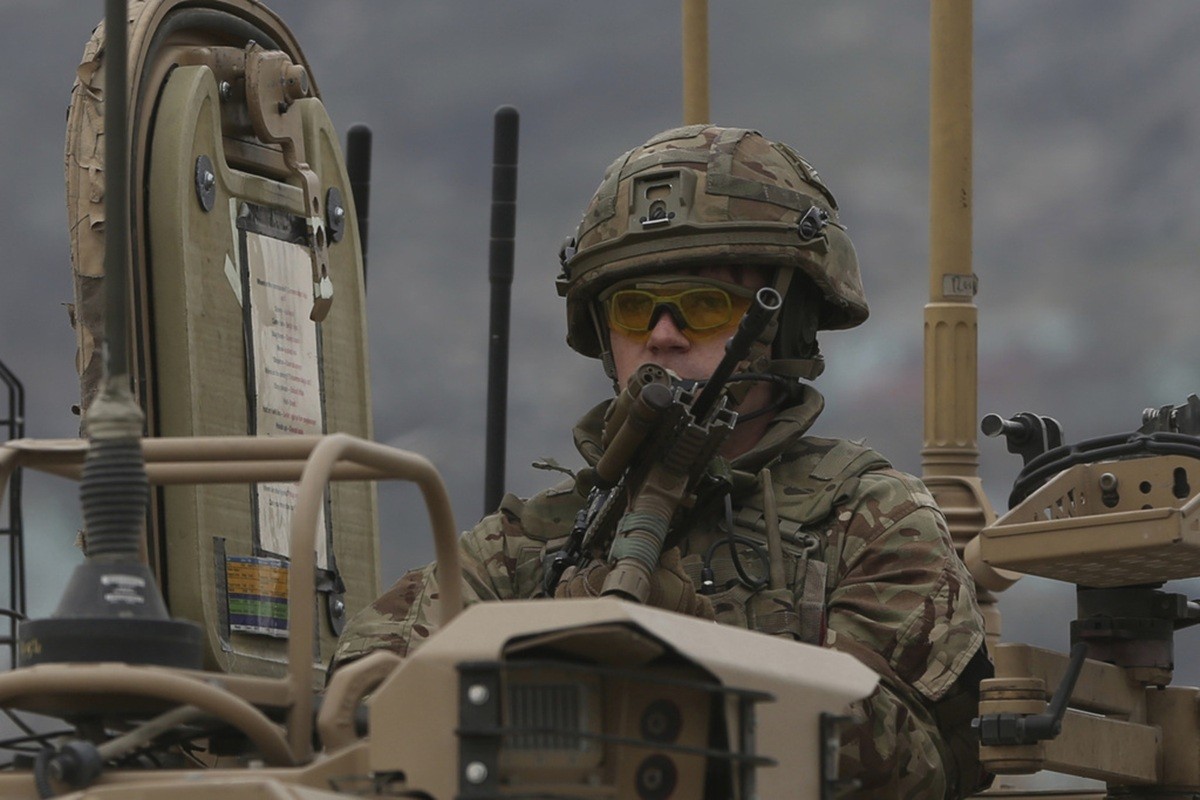 Chefe do Exército britânico prevê preparo da população para guerra | G1
