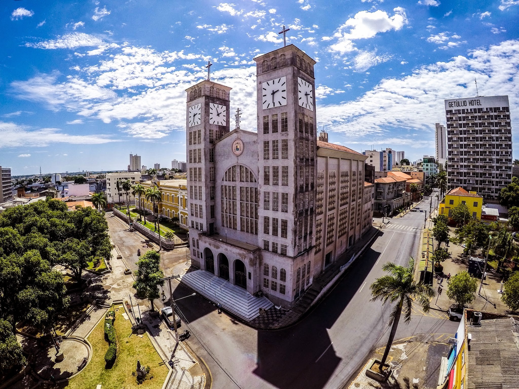 Confira os horários das missas na véspera e no dia do Natal em paróquias e comunidades de Cuiabá