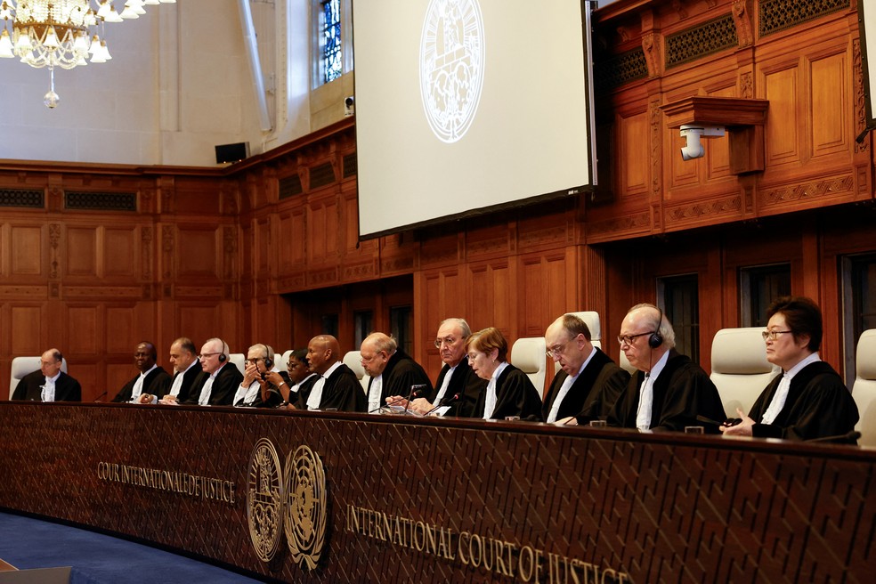 Corte Internacional de Justiça em Haia em sessão de janeiro, quando decidiu levar adiante processo da África do Sul contra Israel. — Foto: Piroschka van de Wouw/Reuters