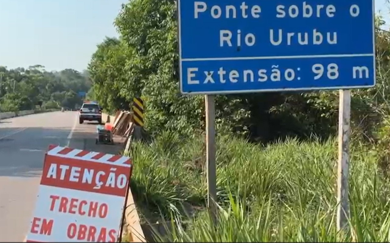 Trânsito na Ponte sobre o Rio Urubu funciona no sistema Pare e Siga no Amazonas