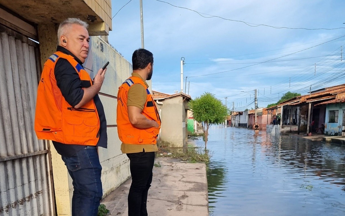 Defesa Civil coordena obra de drenagem de R$ 100 milhões contra alagamentos