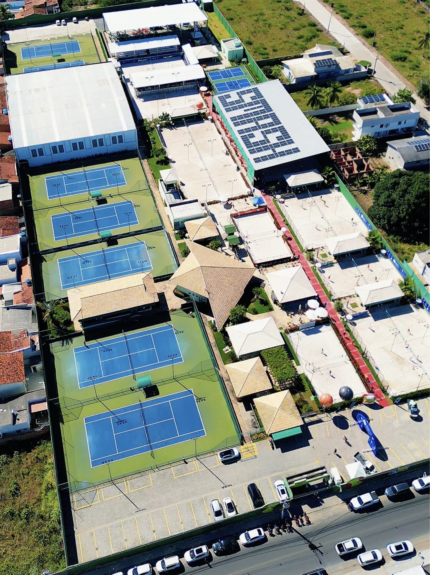 Academia Smash: infraestrutura completa e tradição em esportes de raquete 