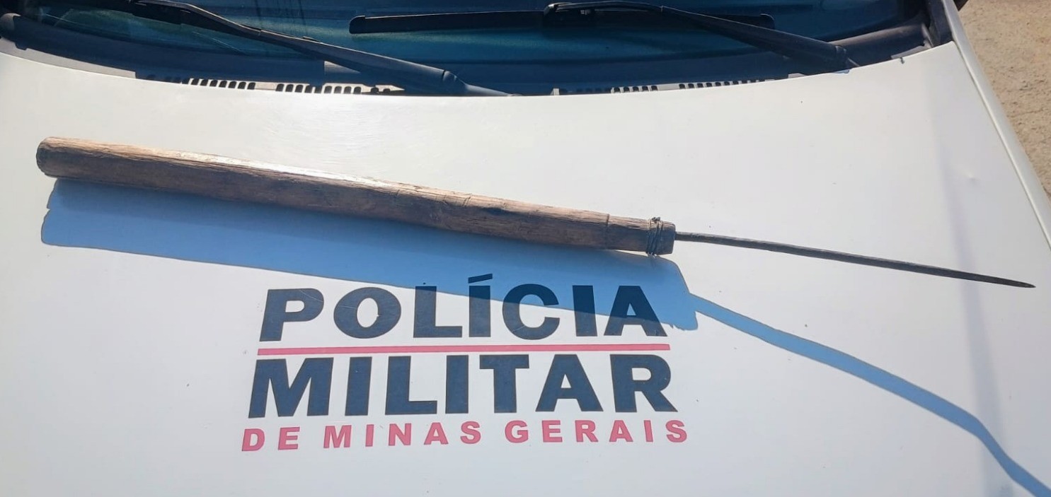 Suspeito de matar primo a pauladas, golpes de foice e facadas e cortar as orelhas dele é preso