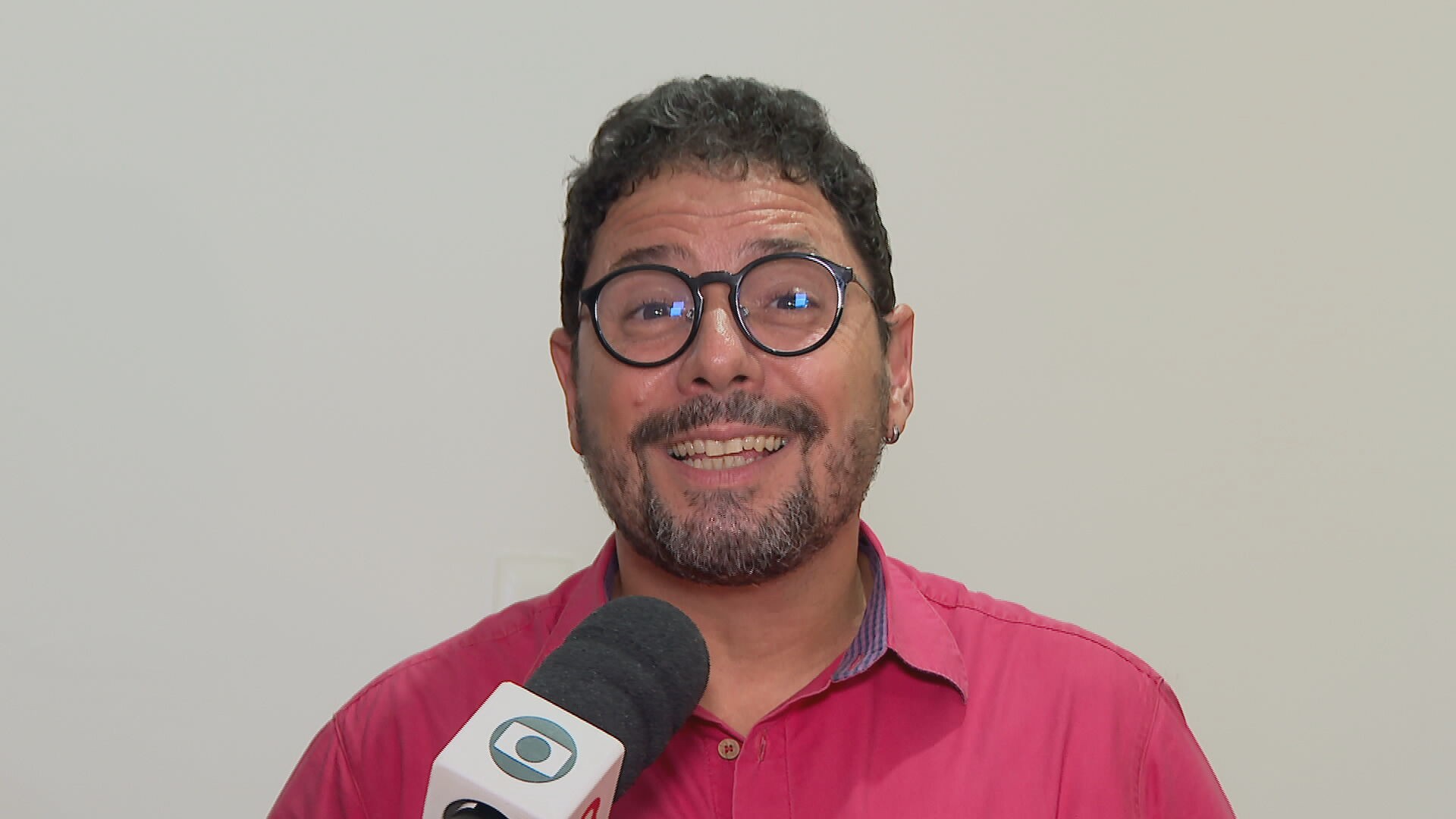 Qual é o número de Ivan Moraes (PSOL) para o governo de Pernambuco?