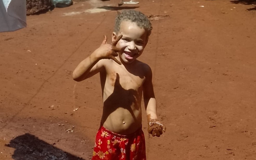 Criança de 4 anos morre afogada em Igarapava, SP — Foto: Redes Sociais