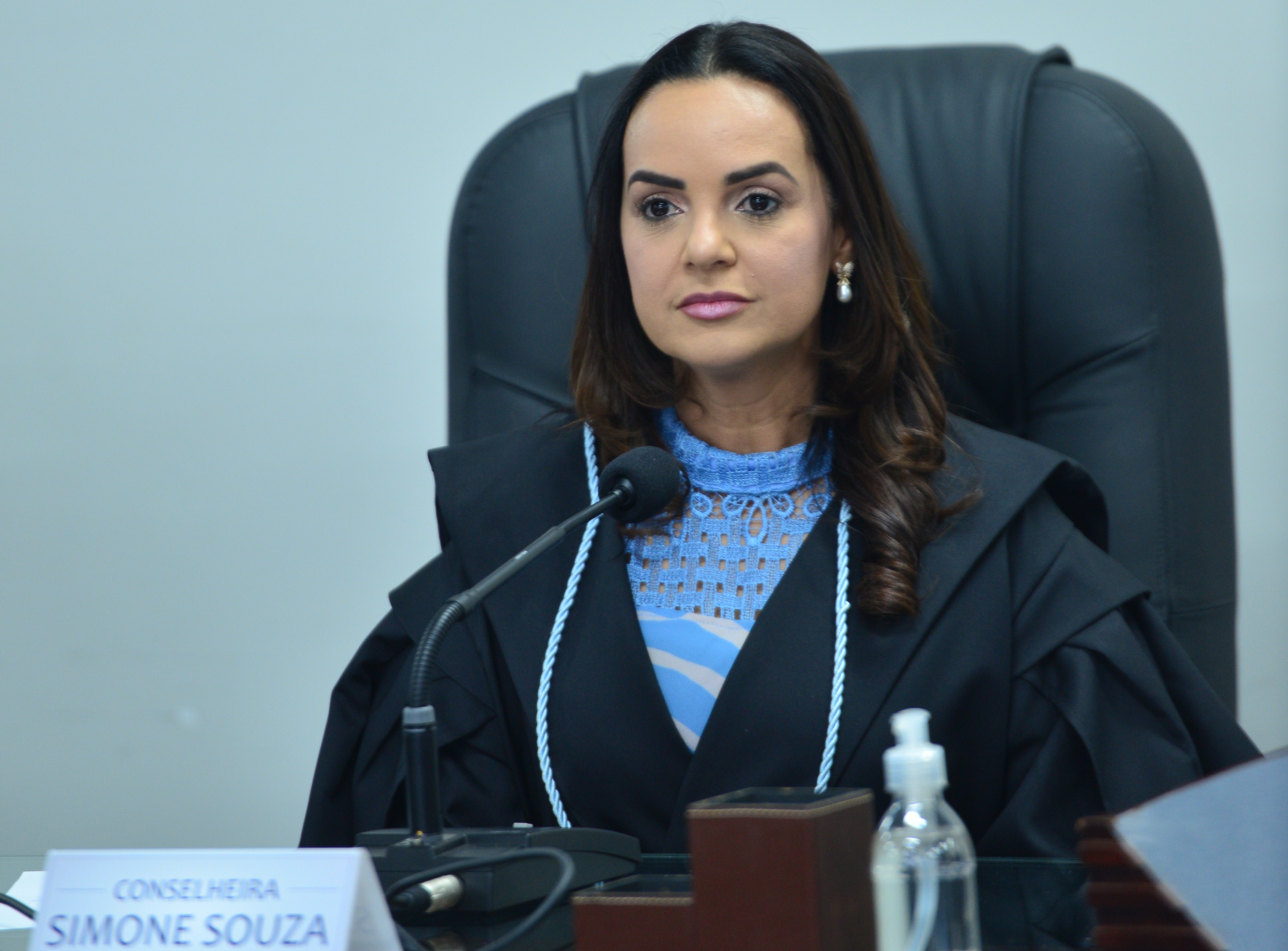Sampaio diz que foi induzido ao erro e pede anulação da nomeação de conselheira do TCE-RR que ele próprio assinou