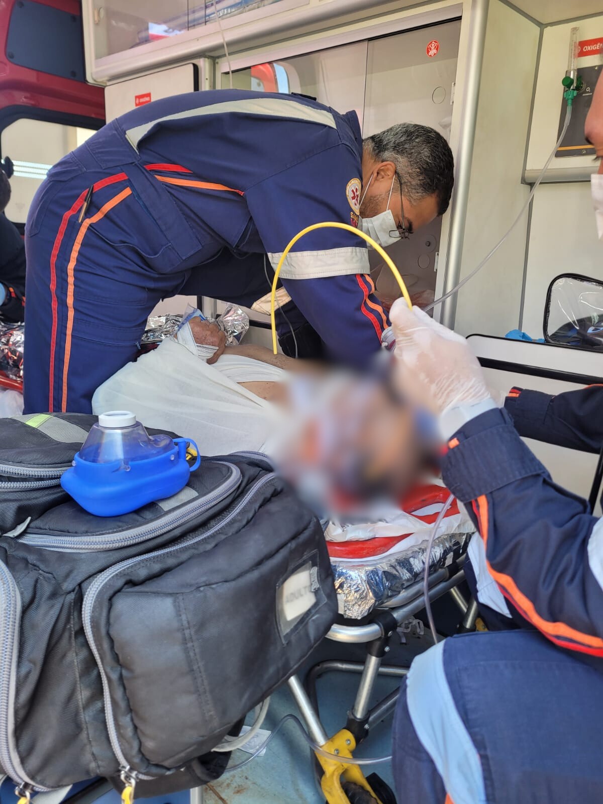 Idoso sofre queda de parapente e é resgatado de helicóptero em Limeira