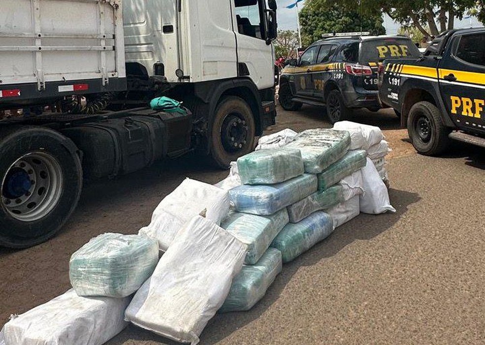 A incineração foi coordenada pela Delegacia de Repressão ao Narcotráfico (DENARC) de Imperatriz, que gerencia as apreensões relacionadas ao caso. — Foto: Divulgação/ Polícia Civil
