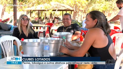 Piscina e toboágua atraem público em clubes de Palmas
