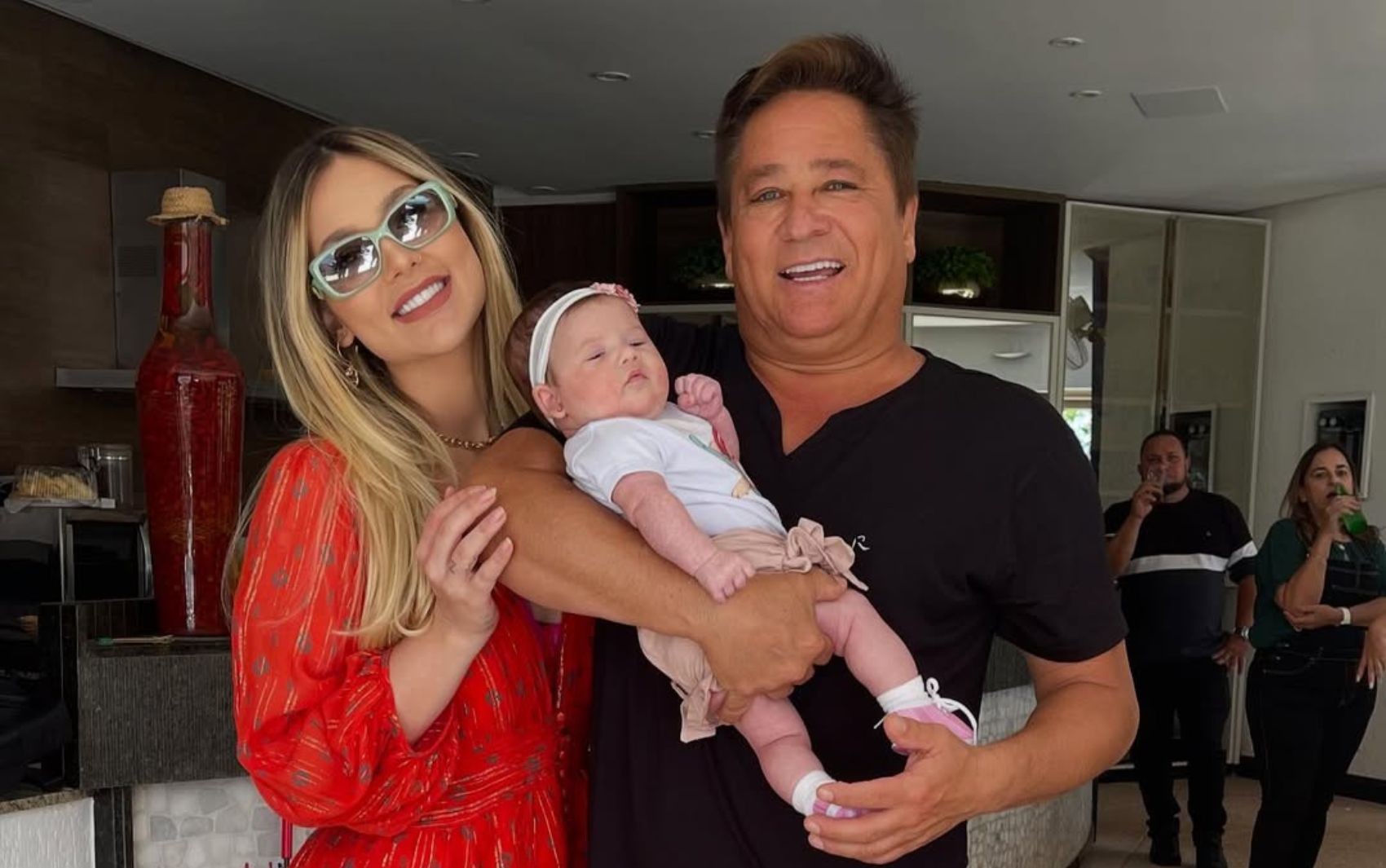 Virginia diz que Leonardo a inspira e comemora não ter ‘ex-sogro’ no dia do aniversário dele: ‘Amor por você continua o mesmo’