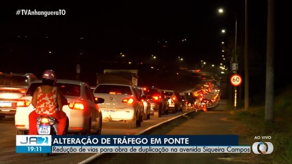 Congestionamento em ponte na avenida Siqueira Campos