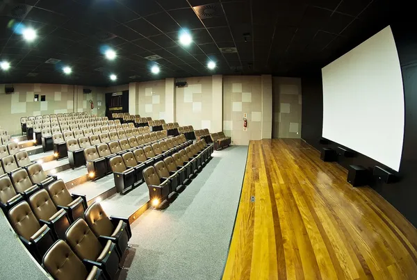 FCC - Fundação Catarinense de Cultura - Oficinas de desenho e teatro têm  vagas remanescentes para aulas no CIC