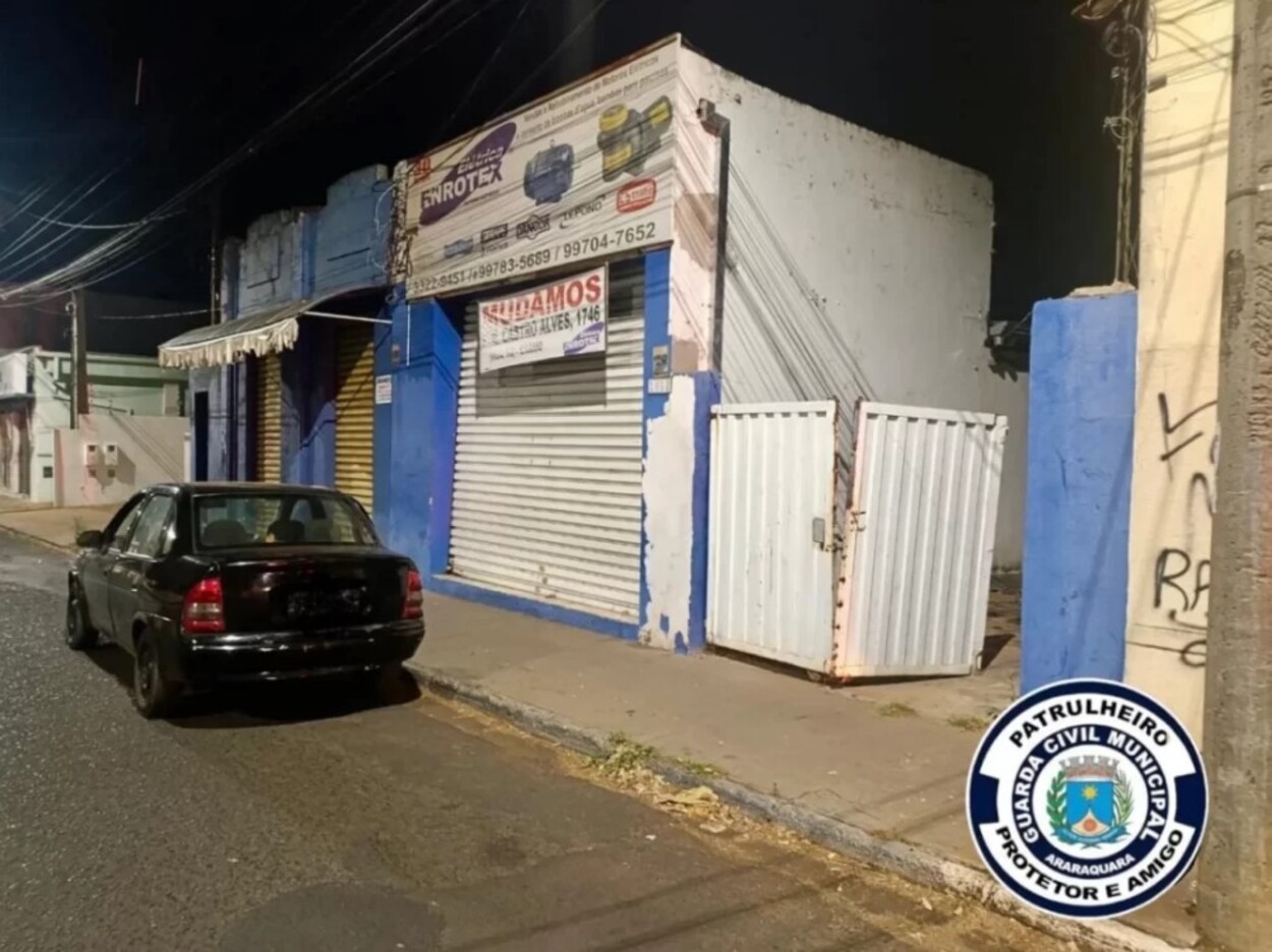 VÍDEO: dupla é presa após invadir e furtar comércio em Araraquara 