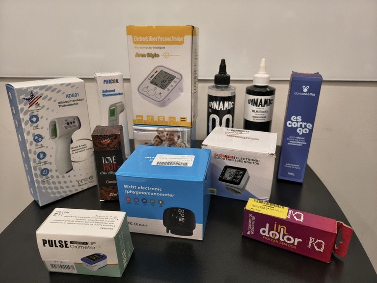 Anvisa apreende dispositivos médicos, cosméticos e alimentos irregulares em centro logístico do Mercado Livre 