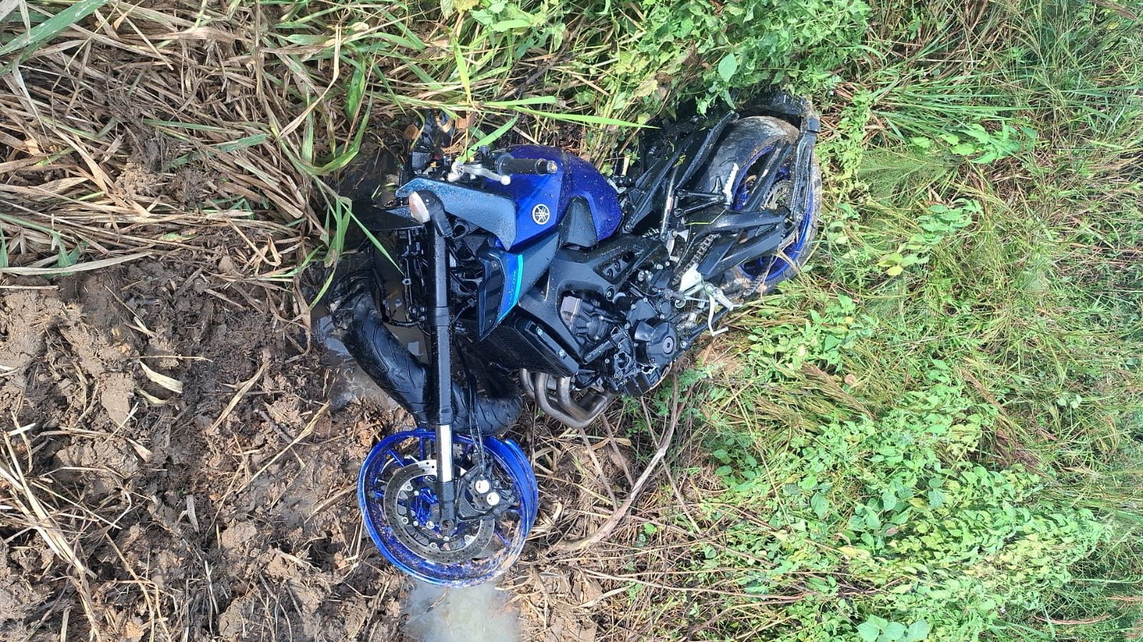 Acidente em rodovia do Amapá deixa uma pessoa morta e quatro gravemente feridas