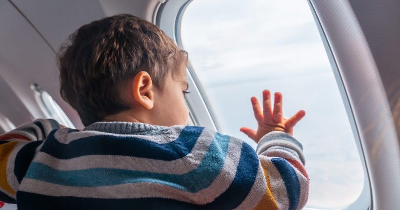 Justiça do AP exige autorização para viagem de crianças e adolescentes desacompanhados 