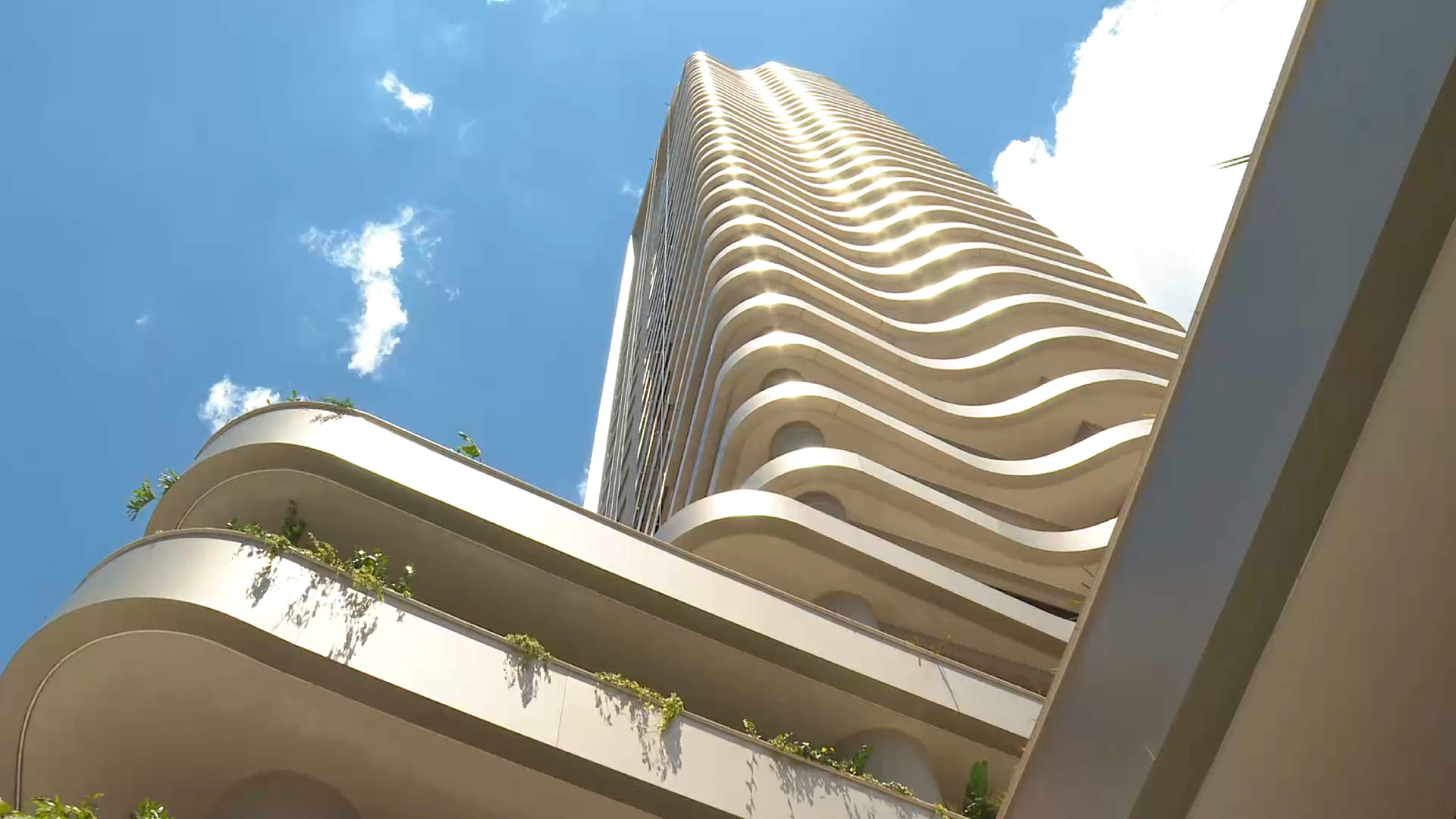 Prédio mais alto do RS não fica na Capital: edifício de 140 metros e 40 andares fica pronto na região Norte