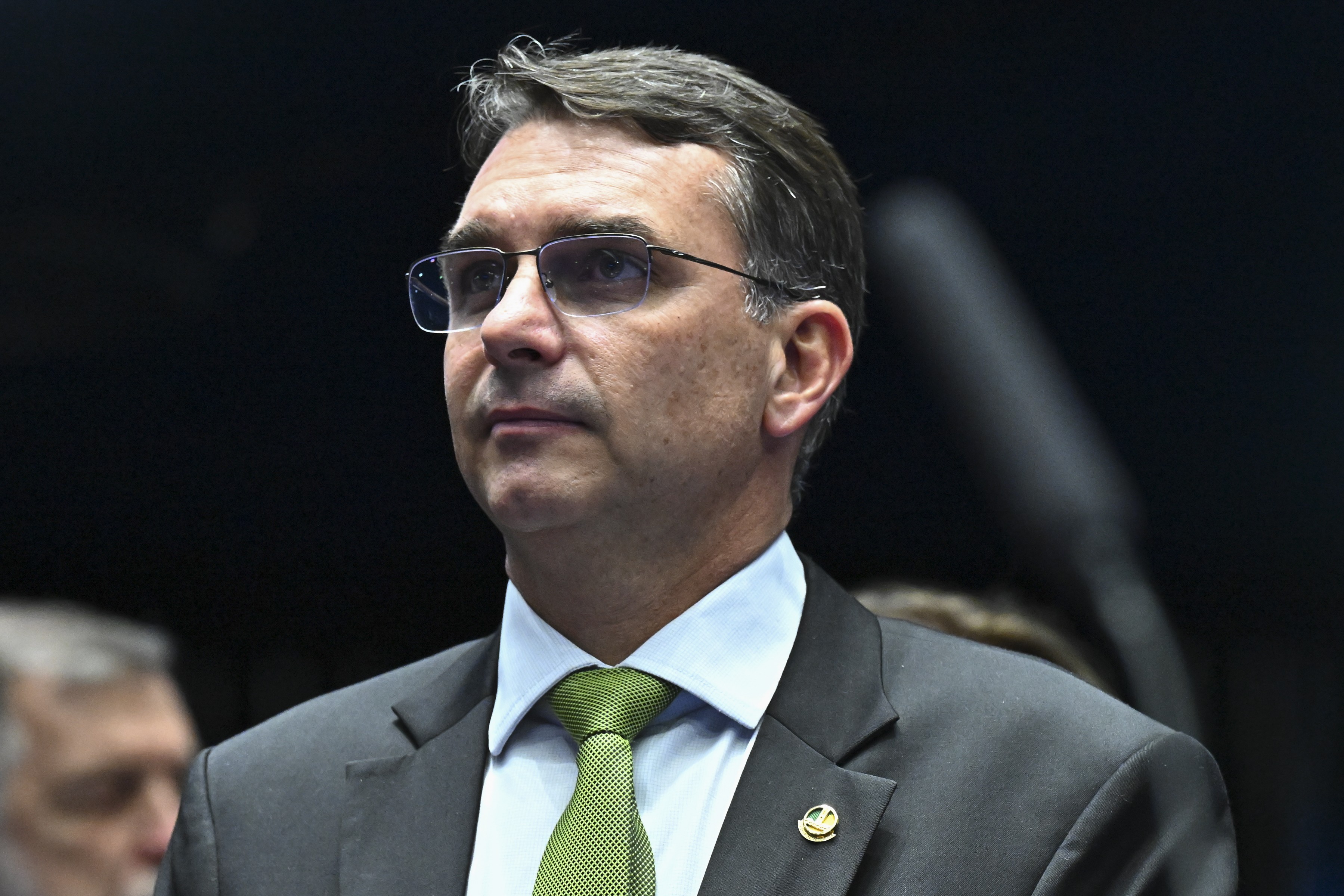 Flávio Bolsonaro articula visita à Casa Branca para agenda com Trump, dizem interlocutores