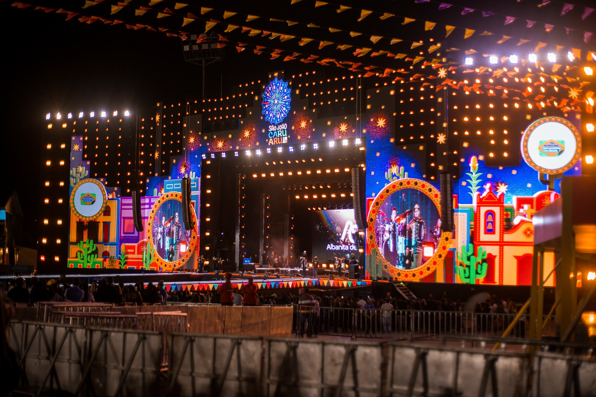 Belo, Raphaela Santos, Nattan e mais: veja horários dos shows do segundo fim de semana do São João de Caruaru 2026 