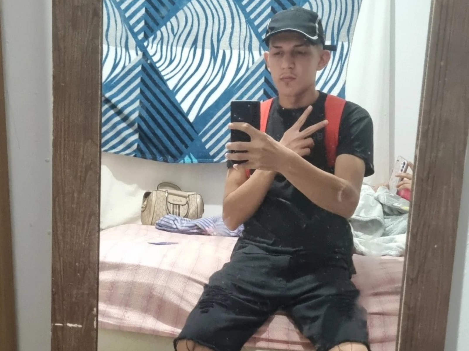 Jovem morre após cair de motocicleta ao voltar de festa em Rio Branco