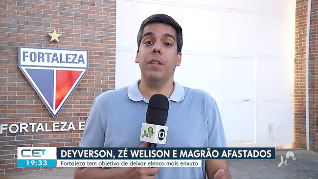 Fortaleza afasta três jogadores do elenco