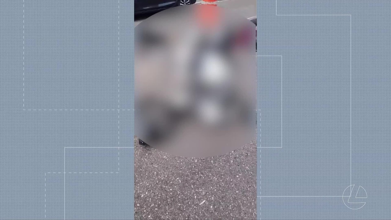 Acidente entre moto e retroescavadeira deixa dois feridos em Ananindeua