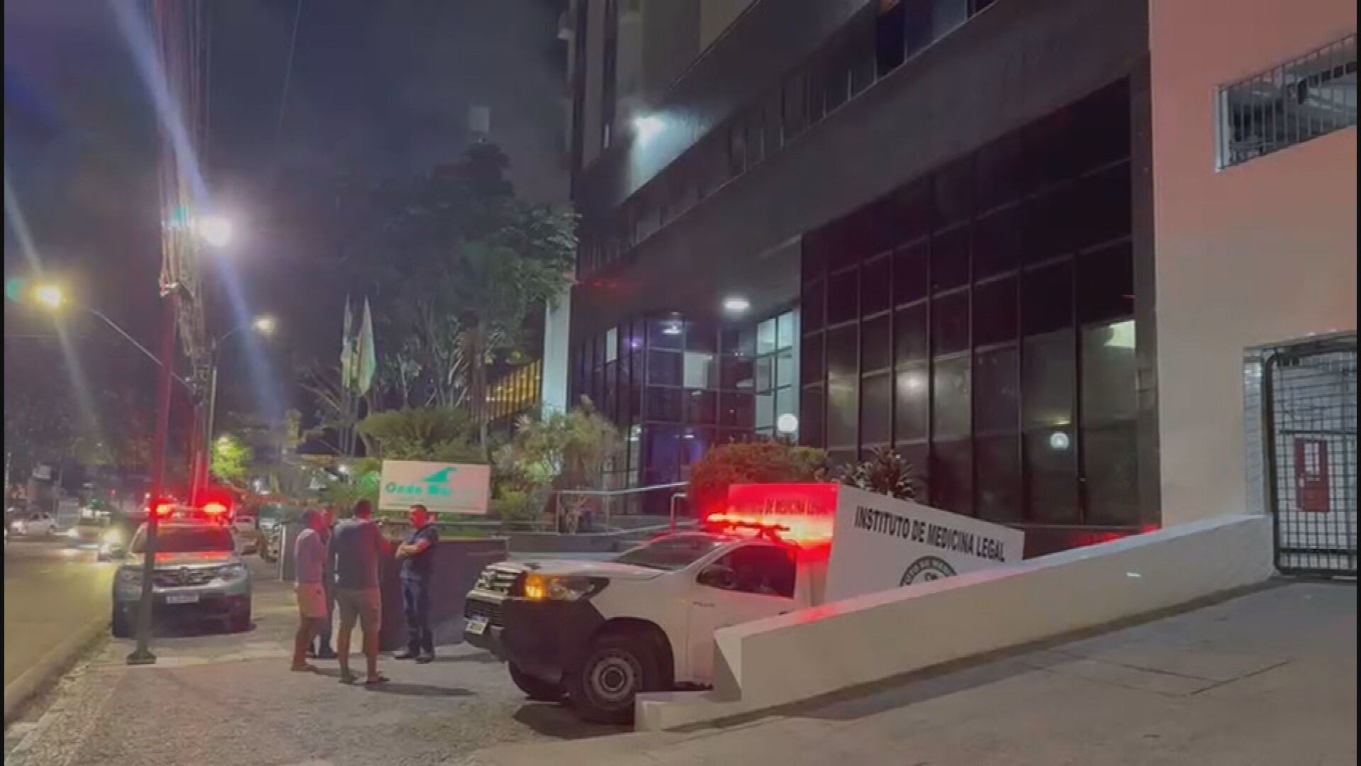 Atleta morre após se desequilibrar e cair do telhado de hotel em Boa Viagem