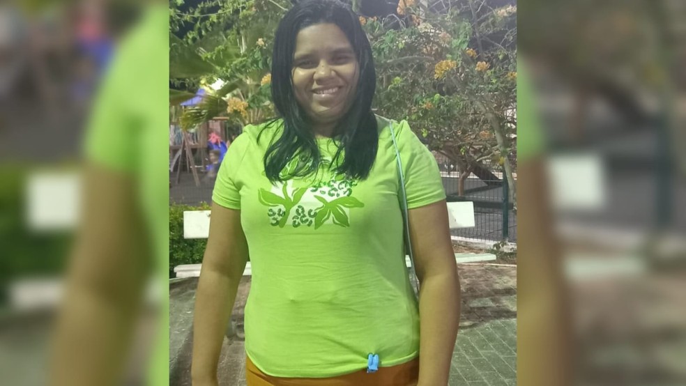 Leidiane Gomes da Silva, de 32 anos, foi morta a facadas pelo ex-marido em Sobral. — Foto: Arquivo pessoal