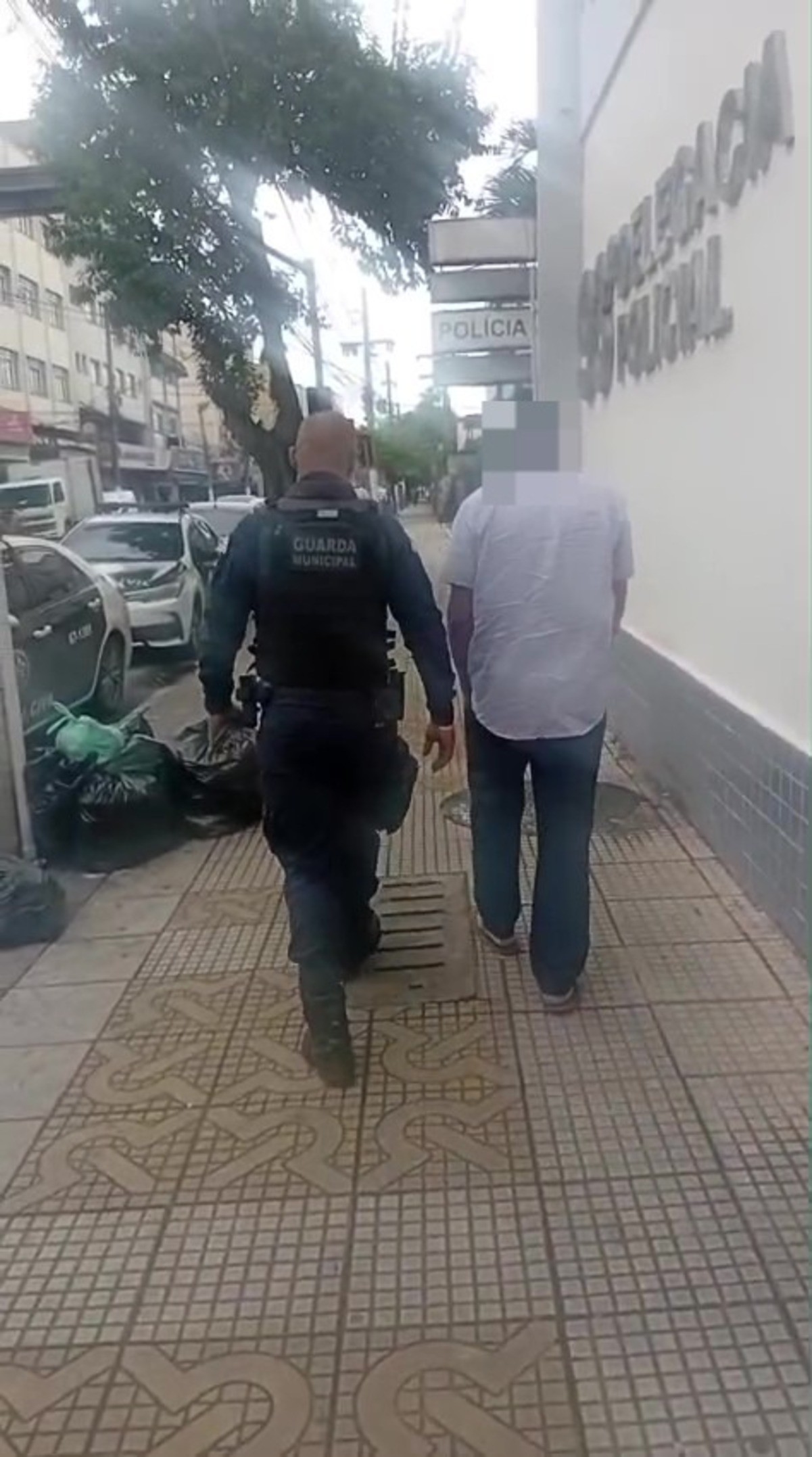 Homem é preso por dirigir embriagado e sem CNH em Volta Redonda