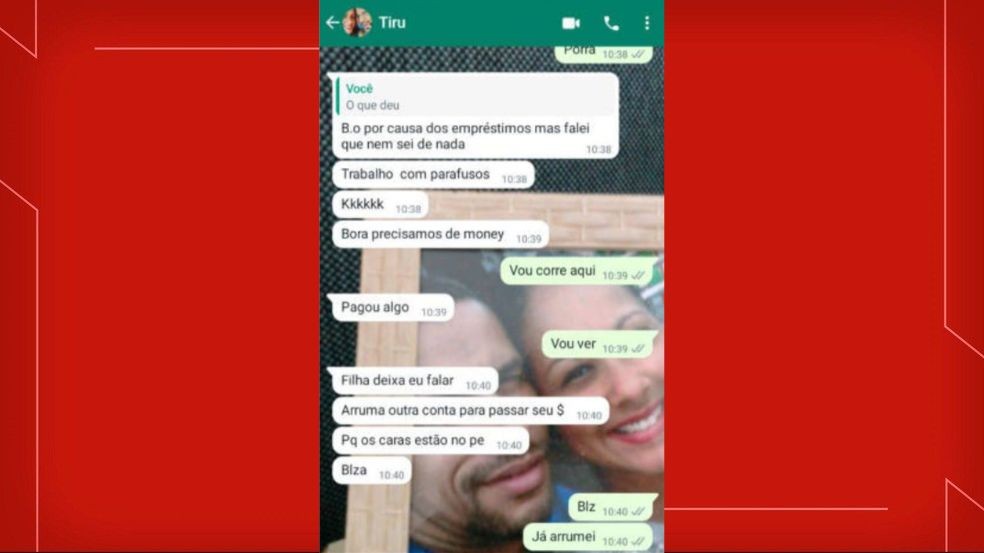 Mensagens trocadas entre suspeitos de aplicar golpes em idosos; eles são investigados pela polícia do DF — Foto: Reprodução