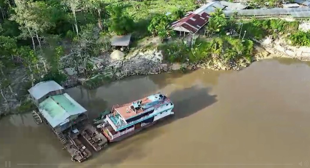 PF e polícia da Colômbia destroem 14 dragas de garimpo ilegal em região de fronteira da Amazônia